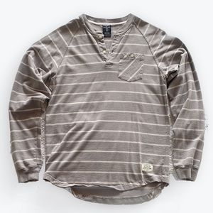Crooks and Castles Long Sleeve | Vintage | Size M